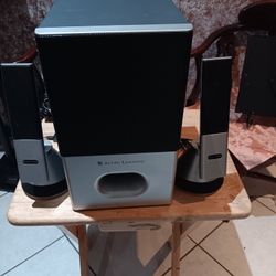 ALTEC LSNSING SYSTEM. WIT ADAPTED BLUTOOTH. SOUND PERFECT....CON BLUETOOTH ADAPTADO.   