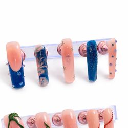 15 Piece Press On Nails 