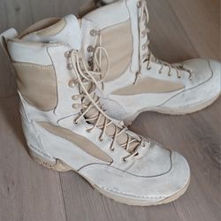 Used-Danner Desert FTX/Rough-out Boots, Size13