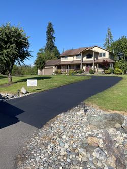 Asphalt seal coat