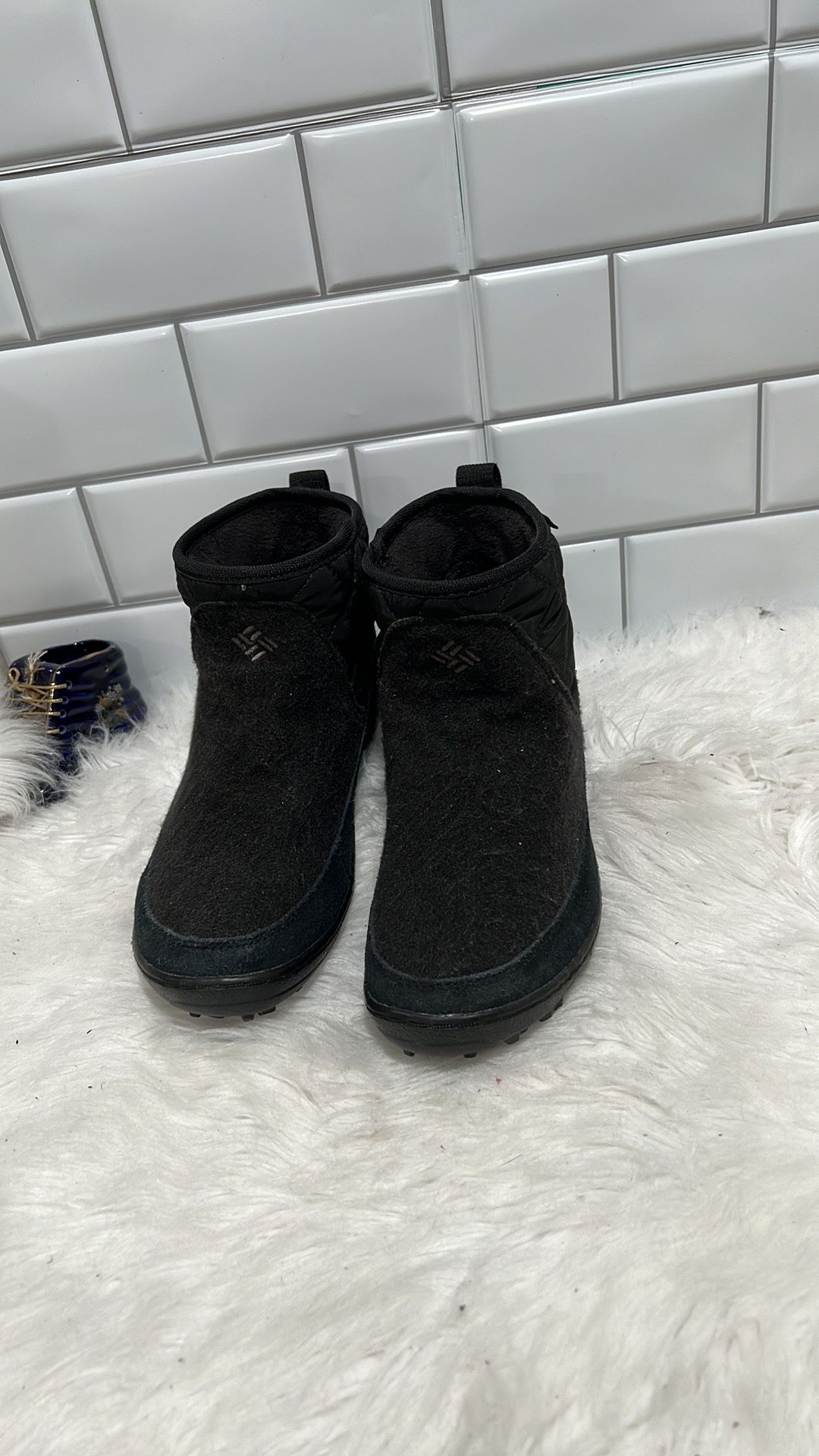 Columbia Boots Snow Ankle Boots Women's Size 7 Waterproof 200 Grams Pull On