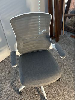 Modern Ergonomic Mesh Office Chair - White & Gray - Adjustable