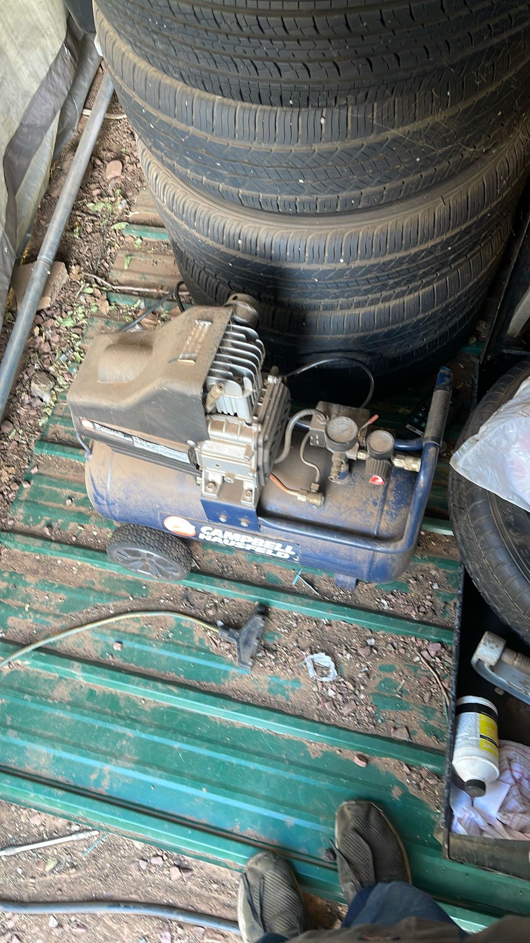 Air Compressor Still New But Dusty