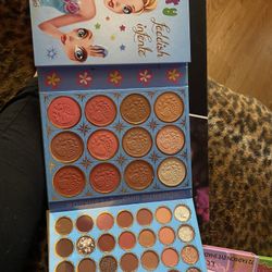Libros De Maquillaje Each $50