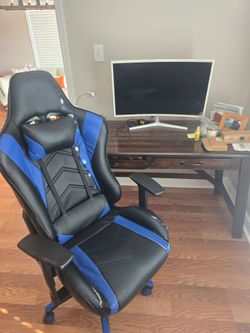 Desk and Chair. Computer Desk and Chair