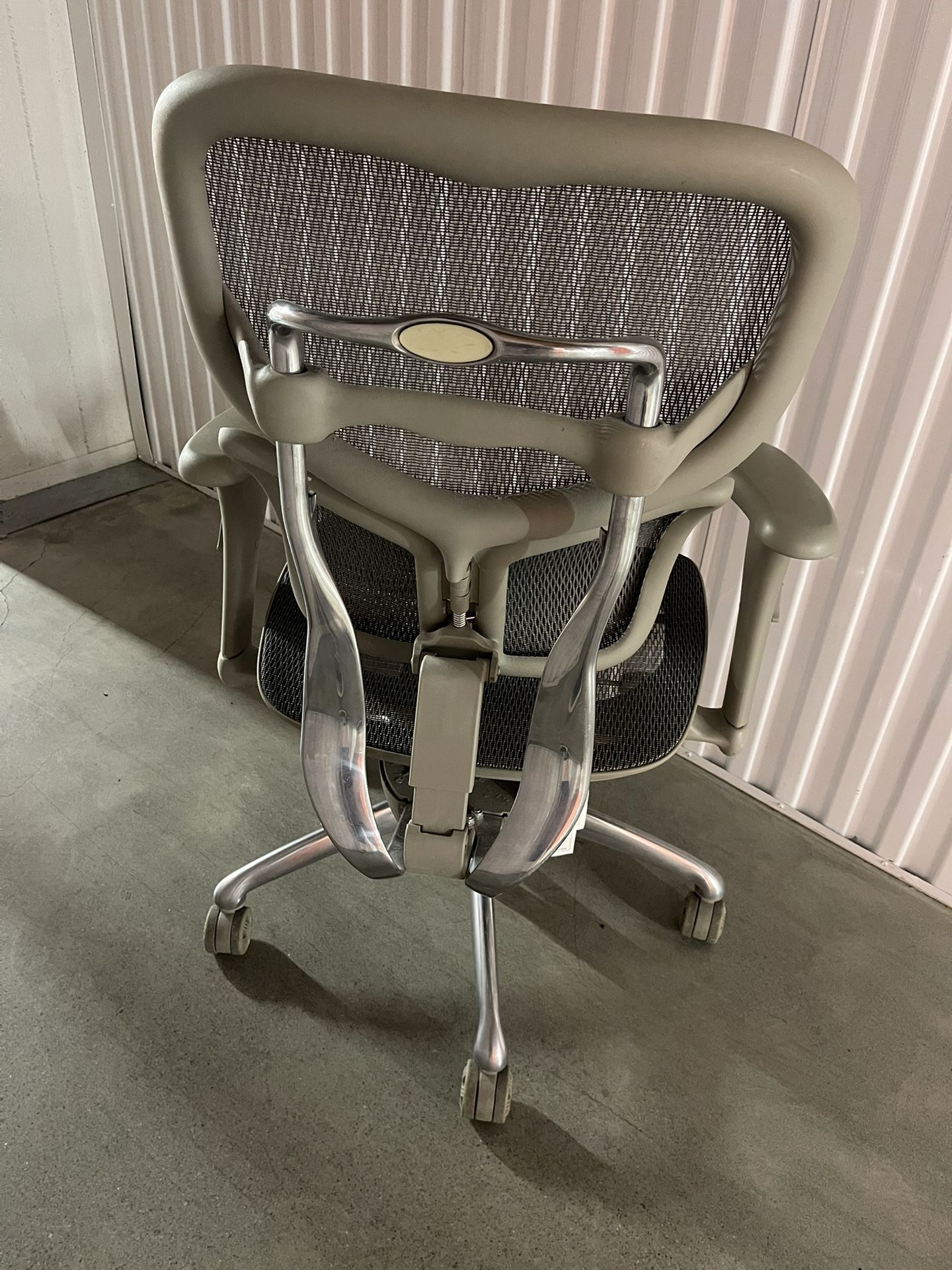 Modern Office Chair - Silver Grey