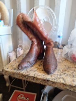 Dan post boots size 7 1/2 womans