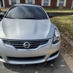 2012 Nissan Altima 2.5 S Coupe Sliver