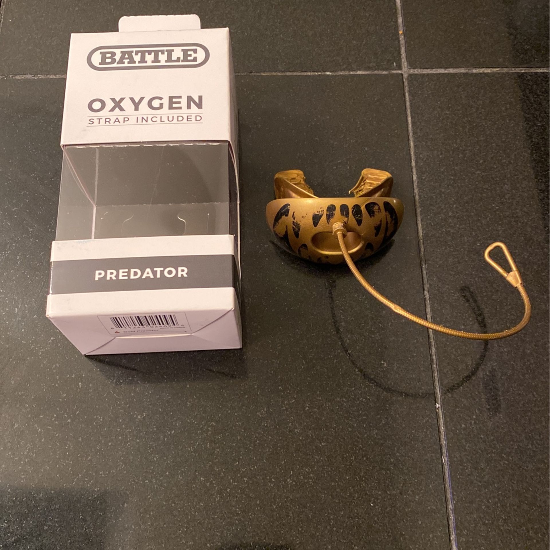 Battle Predator Oxygen Football Mouthguard -used 