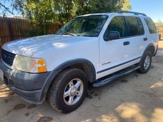 Ford Explorer SUV White