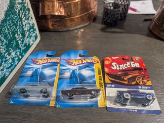 3 hot wheels cars