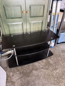 Entertainment Center/TV Stand