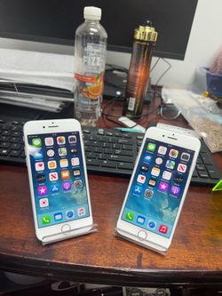 2 x Apple IPhone 7- 128 gb - Unlocked