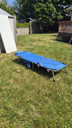 Folding Camping Cot with Pillow