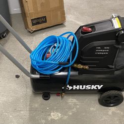Husky 8 Gallon 150 PSI Air Compressor w/ 50ft Hose