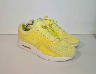 Size - 9 Nike Air Max Zero BR 'Lemon Chiffron' Sneakers Men's Fashion Shoes