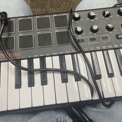 Akai MPK Mini Mk2 USB MIDI Keyboard Controller