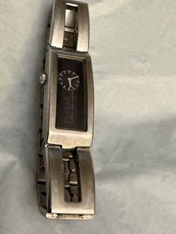 Lady’s watch quartz