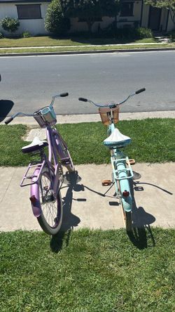 2 Beach cruisers size 24 good condition ready to ride 110 each