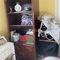 Cherry Bookshelf With 3 Shelves 