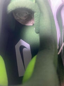Nike alpha huarache green and white elite 2 size 10