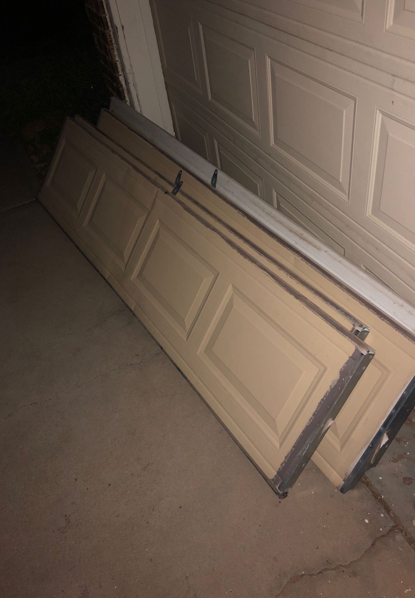 Garage door 4 panels insulated