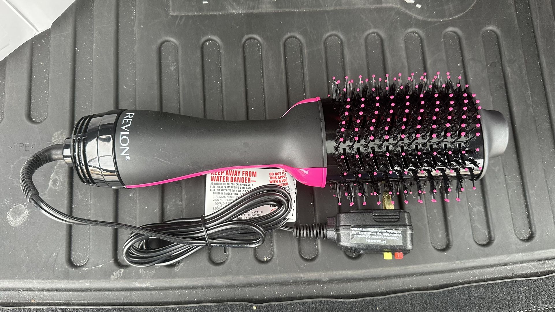 REVLON One-Step Volumizer Enhanced 1.0 Hair Dryer and Hot Air Brush