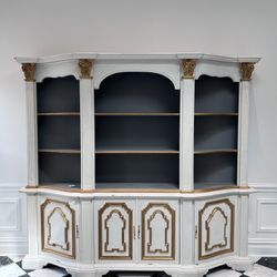 Italian gilt white antique wood bookshelf with Greek fluted columns