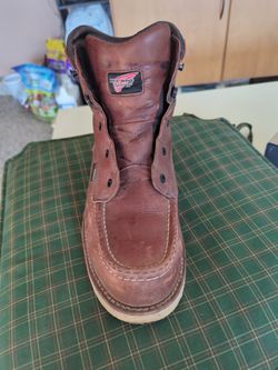 Men’s Redwing Safety Toe Boots