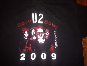 U2 at the Rose Bowl 2009. Greatest Concert ever. XL