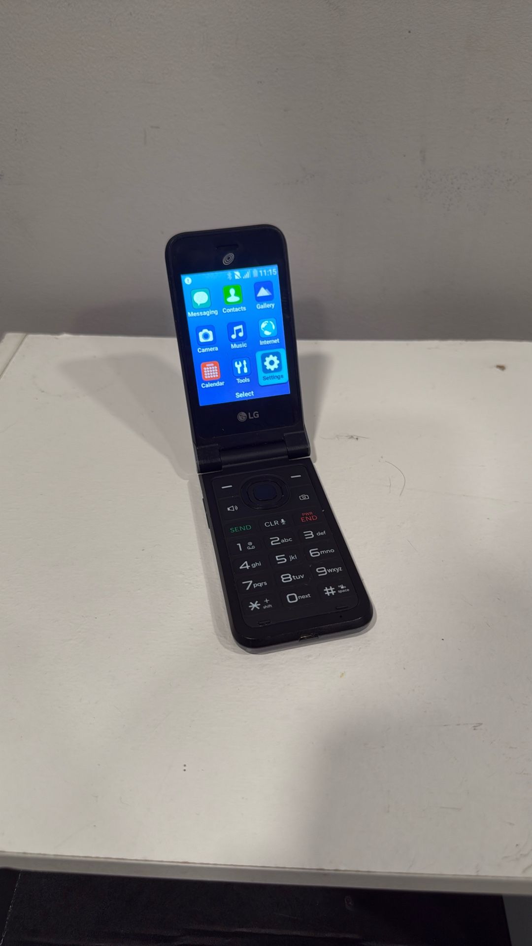 LG Classic Flip