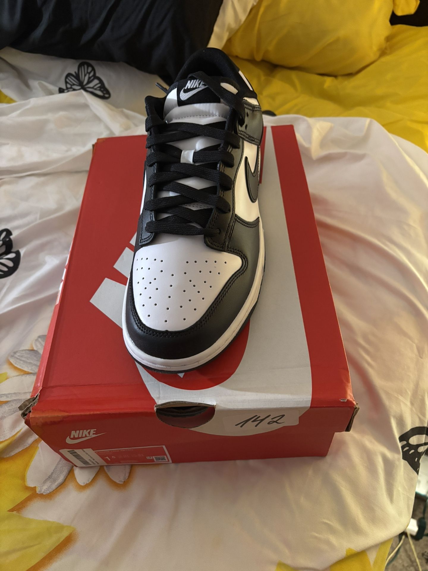 Nike Panda Dunks