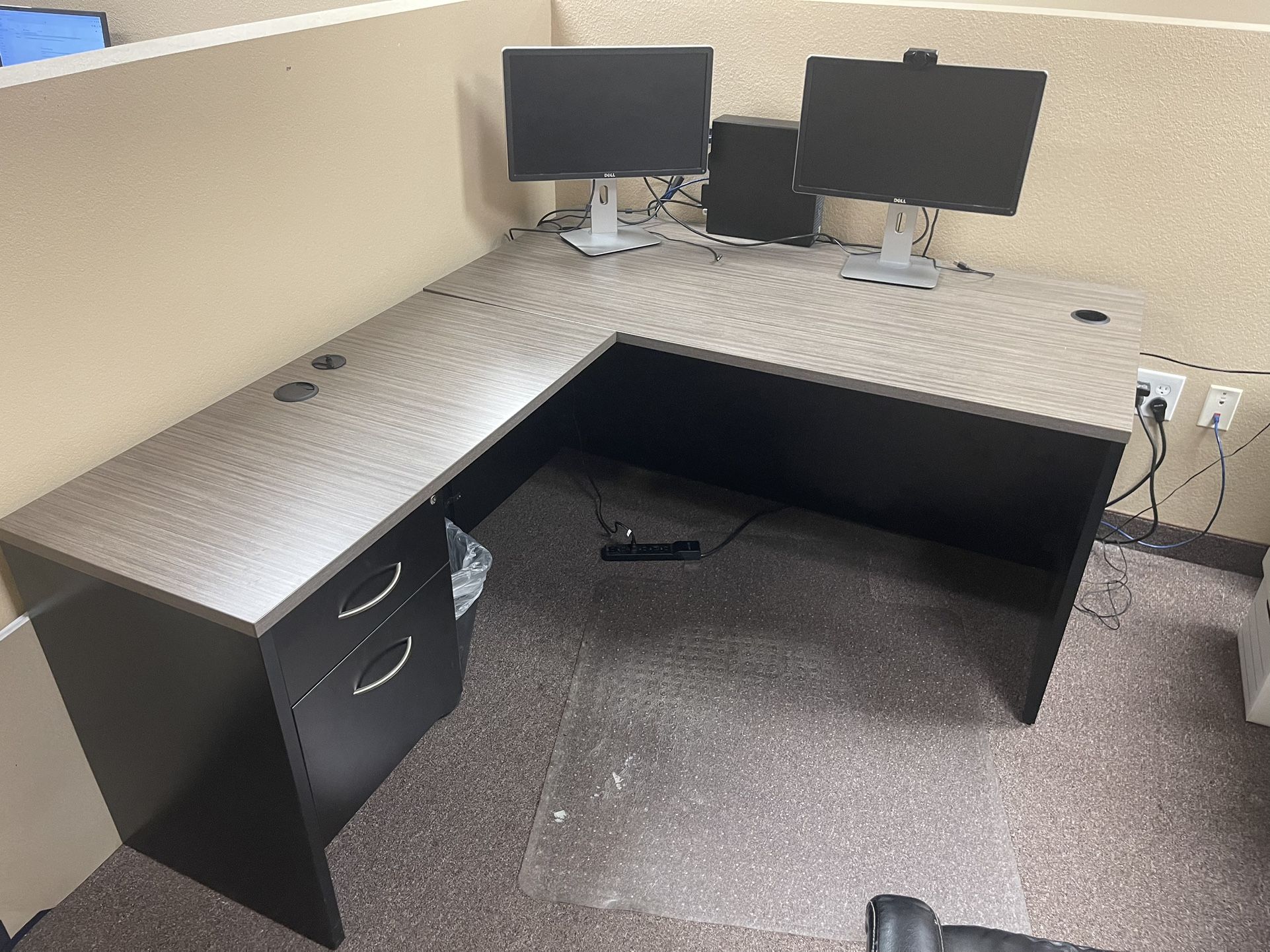 4 OFFICE DESK…. Like New! $495 Each