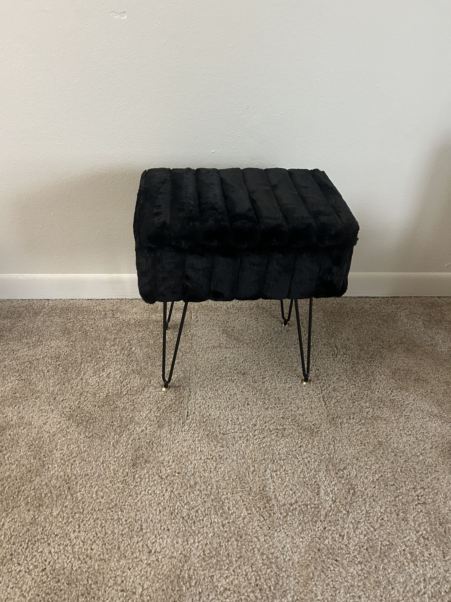 Modern Faux Mink Fur Storage Ottoman, Vanity Stools with Metal Legs,