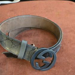 Mens Gucci Belt 75 Dollars If Ur Able To Pick It Up Tomights Availa