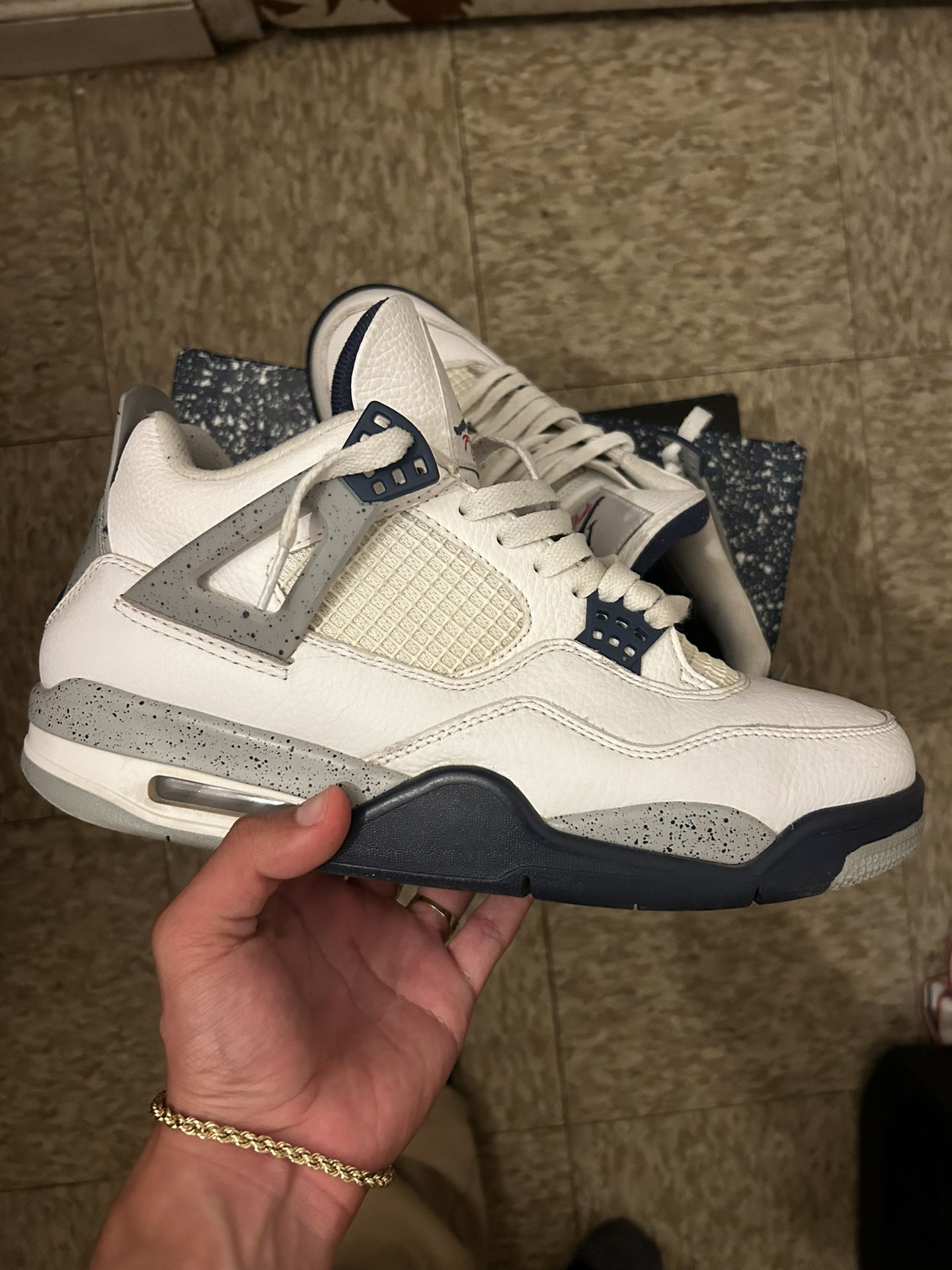 Jordan 4 Midnight Navys
