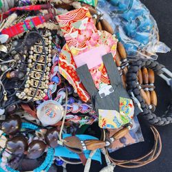 Craft Jewelry Grab Bag 4.5 Ibs