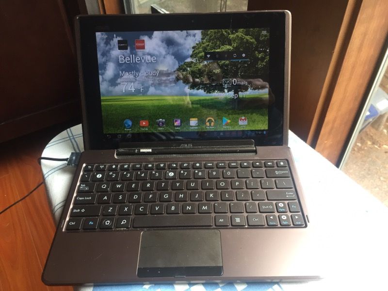 Asus Eee Pad Transformer TF101 w/ Keyboard - $239