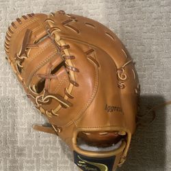 Kubota Slugger Baseball First base Glove Mitt