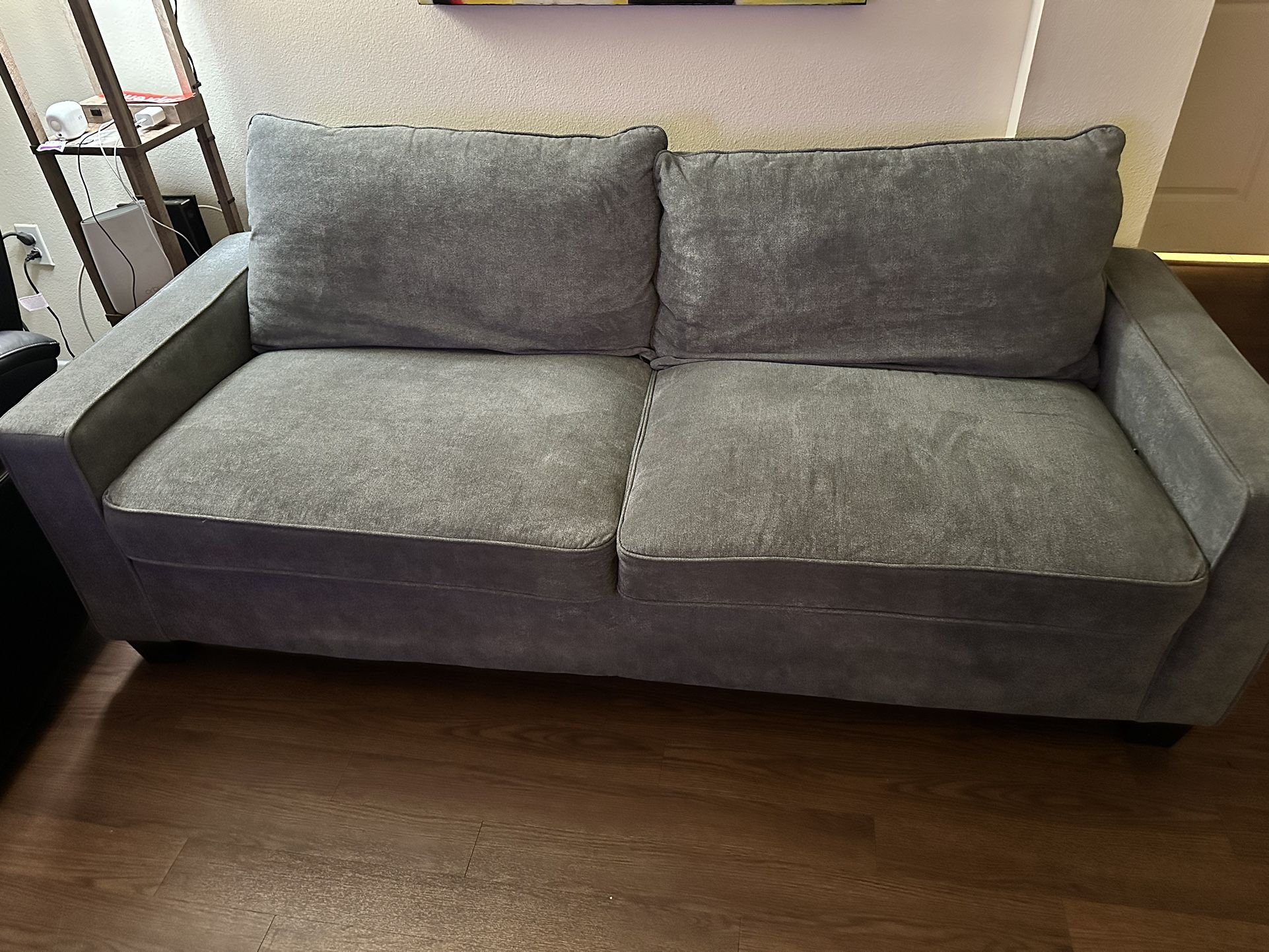 Couch for sale for Sale in Los Angeles, CA OfferUp