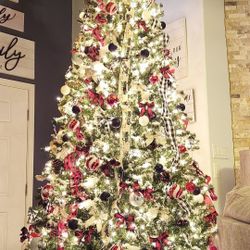 9 Ft Pre-lit Christmas Tree 