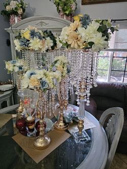Acrylic And Gold Table Centerpieces