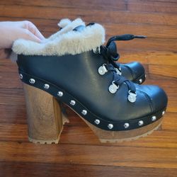 Guess Damery Black Heeled Clogs Size 7 - NEW