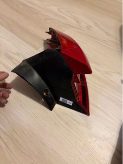 2018 Kia stinger right quarter panel light