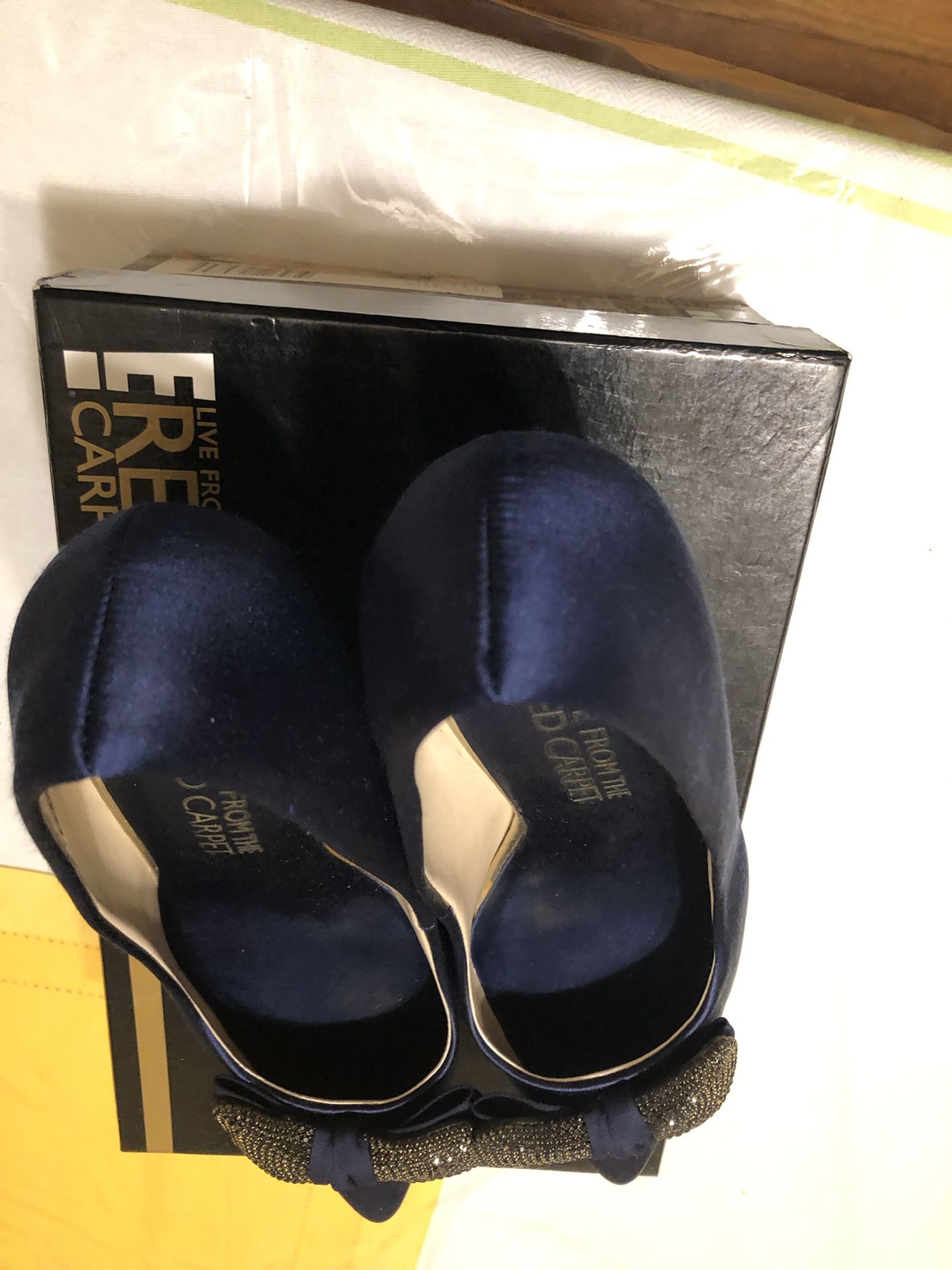 Red Carpet navy blue ladies dress shoes size 10 M