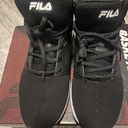 Fila Breakaway Men’s Mismatch Shoes 7.5/8.5
