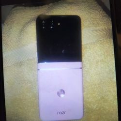 Motorola Razr 2025