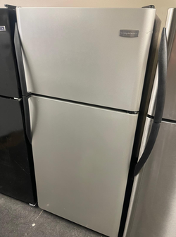 Frigidaire Top Freezer Fridge – Stainless, Clean, Adjustable Shelves