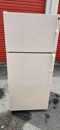 Hotpoint Fridge