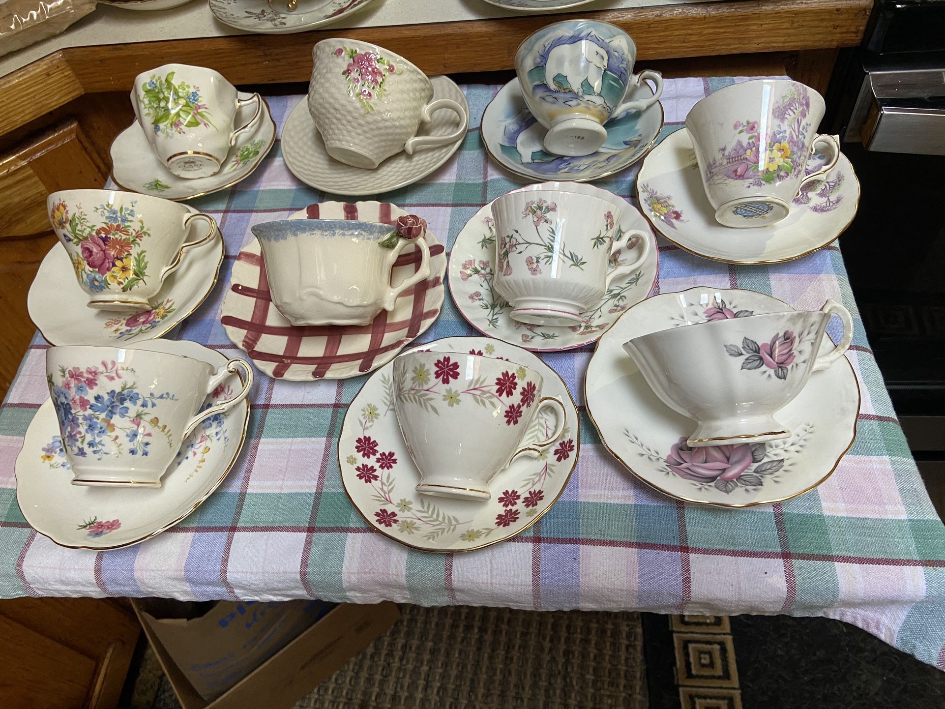 Teacups , Collectible Teacups, Tea Party, Mother’s Day Gifts